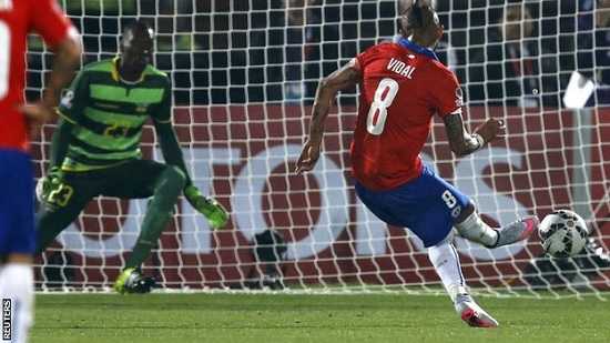 Chile empieza con victoria 2-0 sobre Ecuador la Copa América 2015