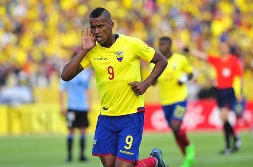Ecuador 2-1 Uruguay
