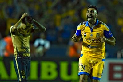 Tigres golea 3-0 a Pumas en el partido de ida de la final del Torneo Apertura 2015