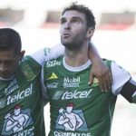 León golea 3-0 a Lobos BUAP con doblete de Elías