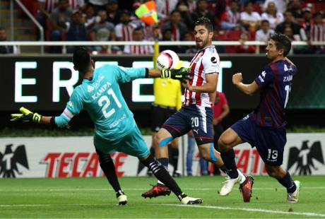 Atlante a Semifinales de Copa MX Apertura 2017 al eliminar a Chivas en penales