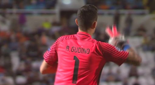 Raúl Gudiño debuta con APOEL en empate 1-1 Borussia Dortmund