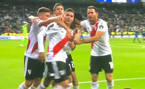 Gol de Juan Fernando Quintero- River Plate vs Boca Juniors 2-1