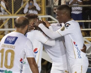 Campeón Comunicaciones vs Motagua 4-2 Liga CONCACAF 2021