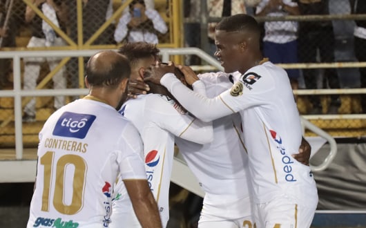 Campeón Comunicaciones vs Motagua 4-2 Liga CONCACAF 2021