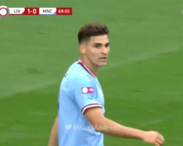 Primer gol de Julian Alvarez con el Manchester City ante el Liberpool