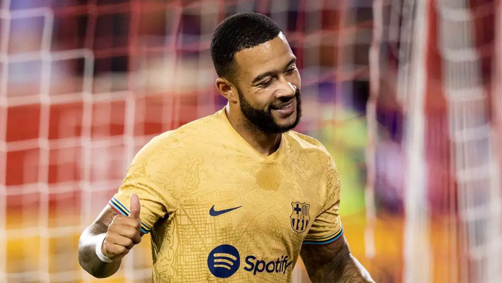 Memphis Depay podria llegar al Borussia Dortmund