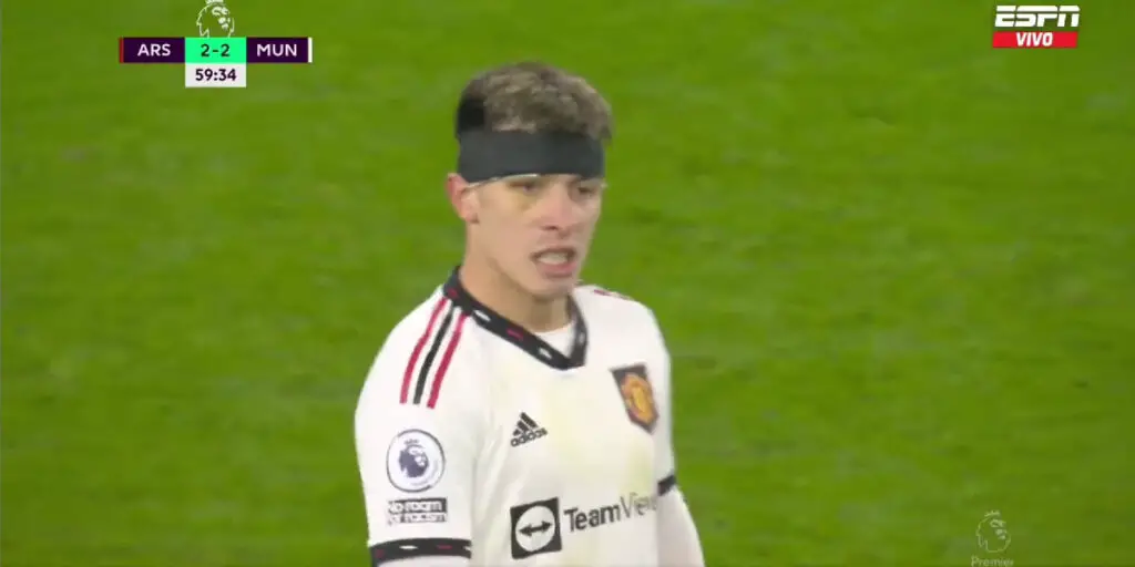 Repetición Gol Lisandro Martínez Arsenal vs Manchester United Premier League 2022-23